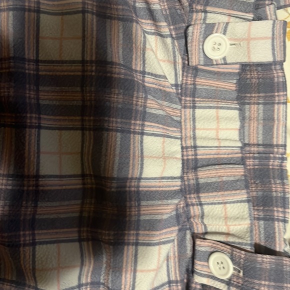 Purple Pink and white laced Holster Skirt with Pockets. - Picture 2 of 4